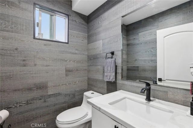 2806 Cudahy Street, Huntington Park, CA 90255
