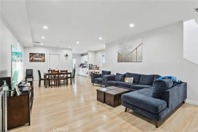 2806 Cudahy Street, Huntington Park, CA 90255