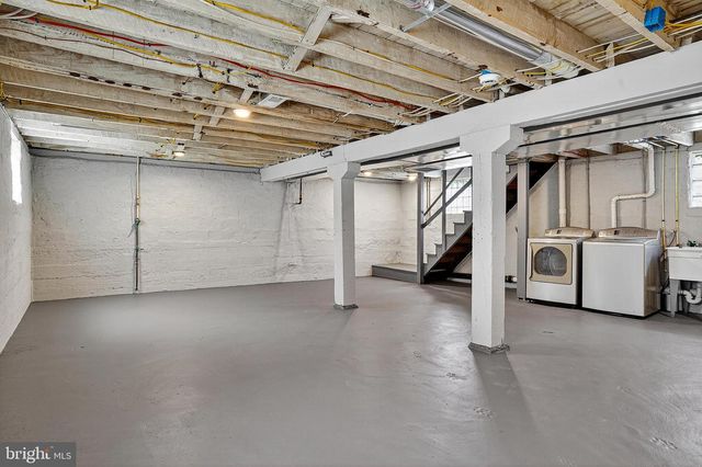 4600 BAYONNE AVE, Baltimore, MD 21206