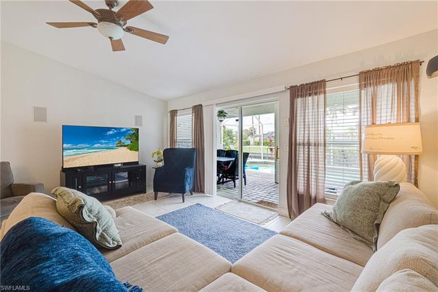 1926 SE 18th AVE, Cape Coral, FL 33990