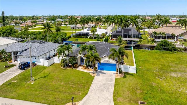 1926 SE 18th AVE, Cape Coral, FL 33990