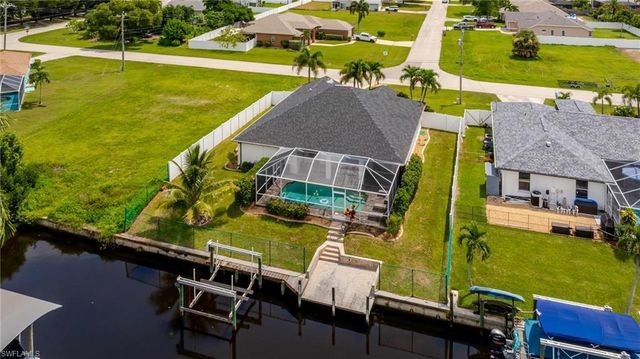 1926 SE 18th AVE, Cape Coral, FL 33990