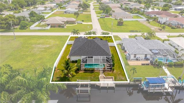 1926 SE 18th AVE, Cape Coral, FL 33990