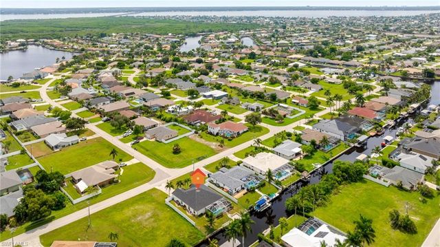 1926 SE 18th AVE, Cape Coral, FL 33990