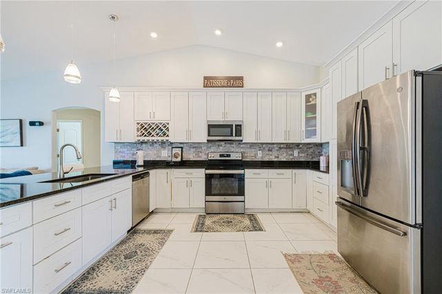 1926 SE 18th AVE, Cape Coral, FL 33990