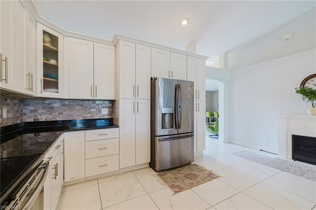 1926 SE 18th AVE, Cape Coral, FL 33990
