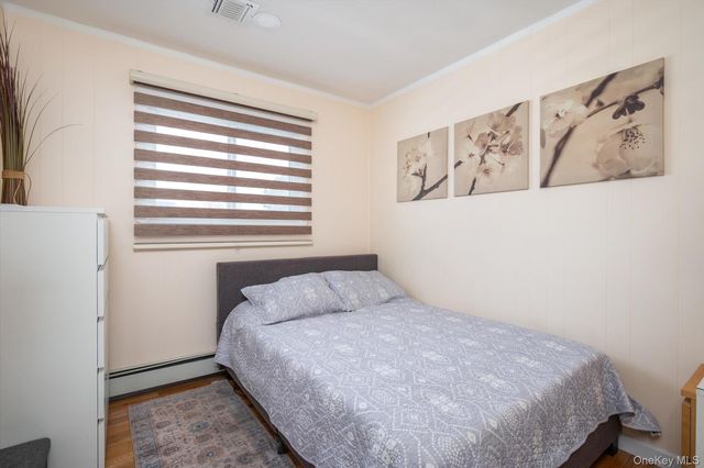 231 3rd Street, Lindenhurst, NY 11757