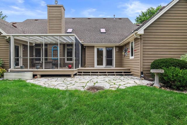 12629 Blue Stem TRAIL, Caledonia, WI 53108