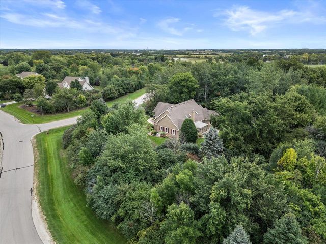 12629 Blue Stem TRAIL, Caledonia, WI 53108