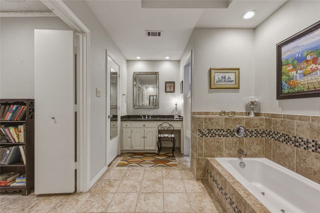 6306 Oakleaf Road, Dallas, TX 75248
