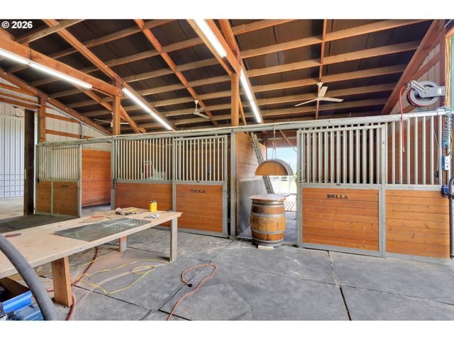 37410 HILLS CREEK Rd, Springfield, OR 97478