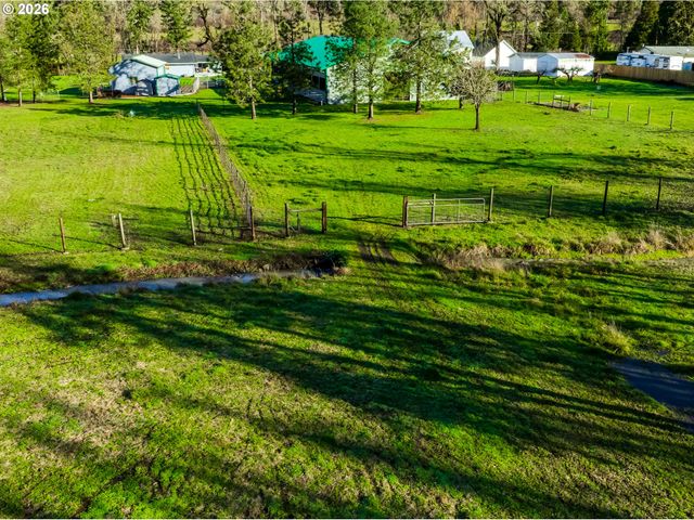 37410 HILLS CREEK Rd, Springfield, OR 97478