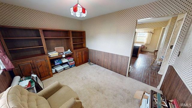 5384 E Quiet Water Ct Court, Monticello, IN 47960