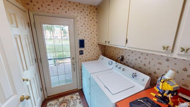 5384 E Quiet Water Ct Court, Monticello, IN 47960