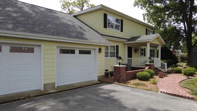 5384 E Quiet Water Ct Court, Monticello, IN 47960