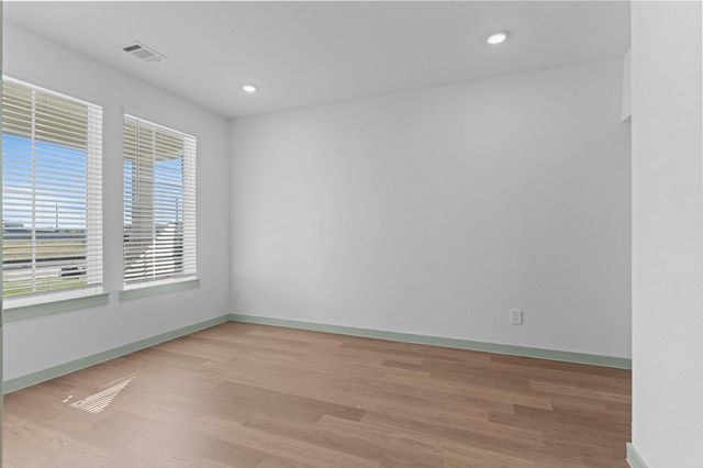 4013 Pear Tree, Pearland, TX 77581