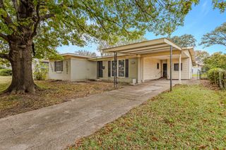 9745 Ash Creek Drive, Dallas, TX 75228