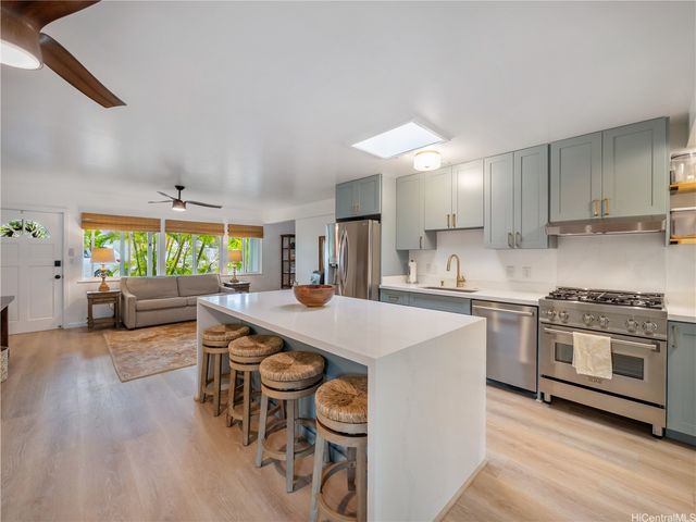 122 Ainoni Street, Kailua, HI 96734