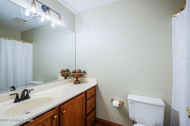 3616 Hurstbourne Ridge Blvd, Louisville, KY 40299