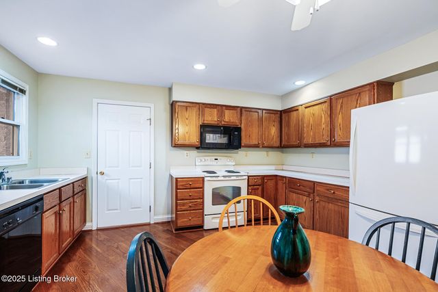 3616 Hurstbourne Ridge Blvd, Louisville, KY 40299