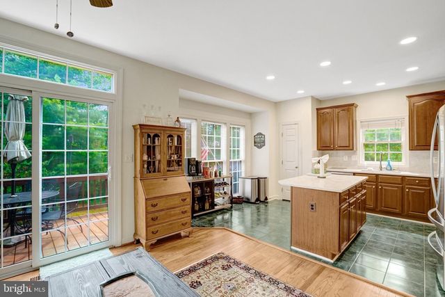 6449 KATHERINE ANN LN, Springfield, VA 22150