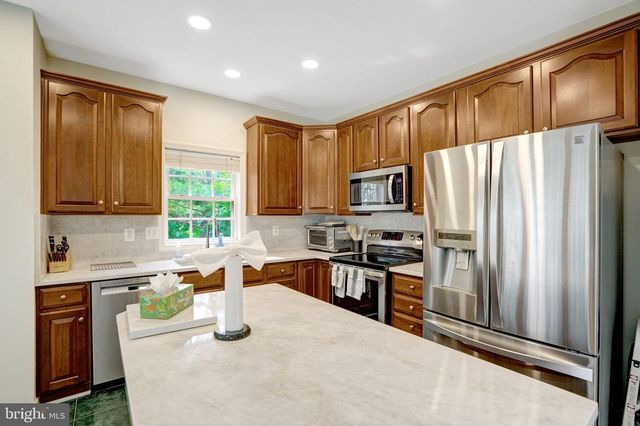 6449 KATHERINE ANN LN, Springfield, VA 22150