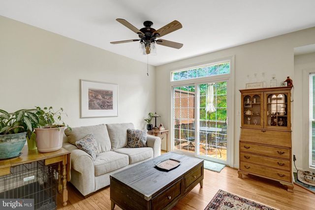 6449 KATHERINE ANN LN, Springfield, VA 22150