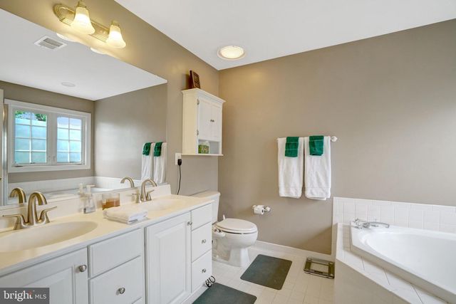 6449 KATHERINE ANN LN, Springfield, VA 22150