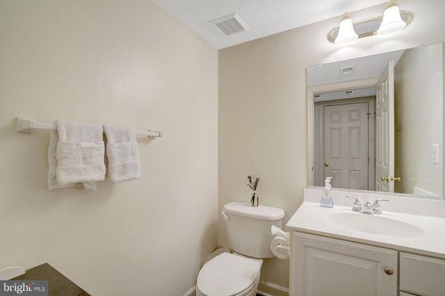 6449 KATHERINE ANN LN, Springfield, VA 22150