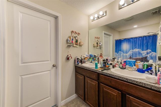 10944 RAINBOW PYRITE DR, Wimauma, FL 33598