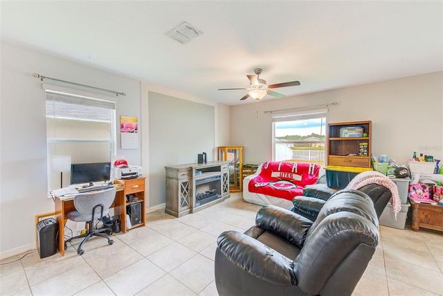 10944 RAINBOW PYRITE DR, Wimauma, FL 33598
