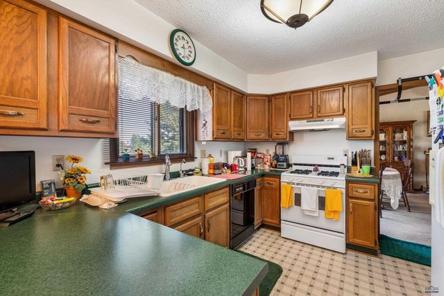 1230 PENNY LN, Rapid City, SD 57702