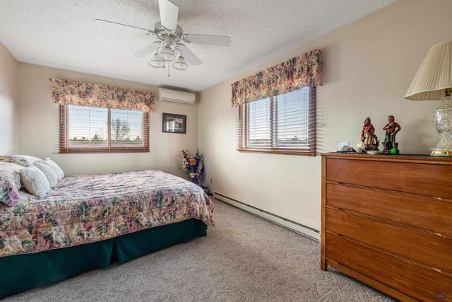 1230 PENNY LN, Rapid City, SD 57702