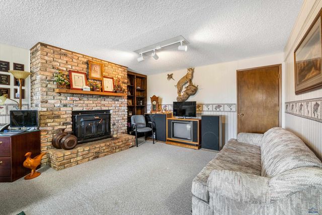 1230 PENNY LN, Rapid City, SD 57702