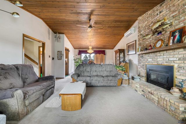 1230 PENNY LN, Rapid City, SD 57702