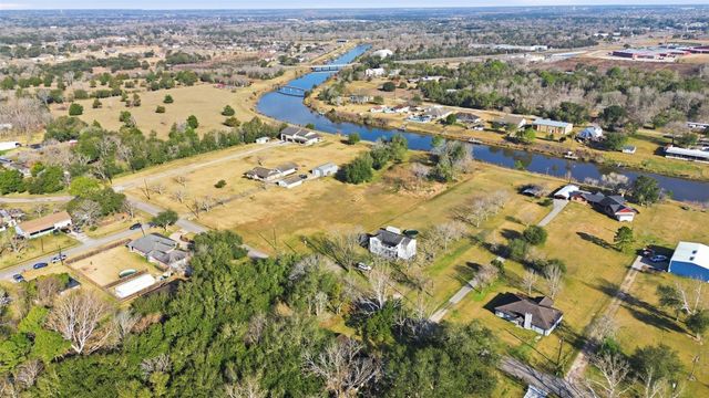0 Robinson Road, Hitchcock, TX 77563