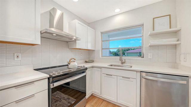 2719 TEMPLE STREET, Sarasota, FL 34239