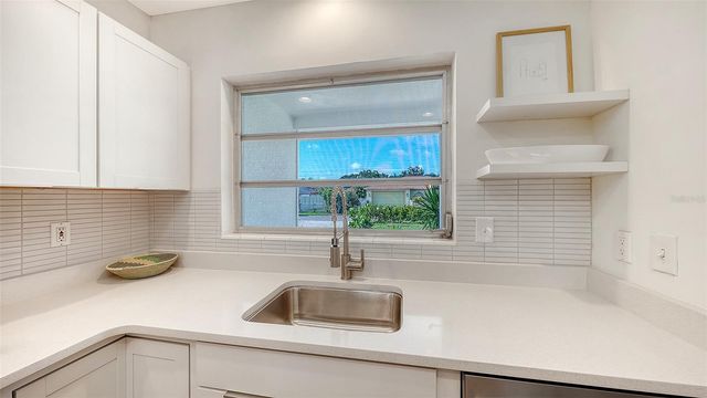 2719 TEMPLE STREET, Sarasota, FL 34239