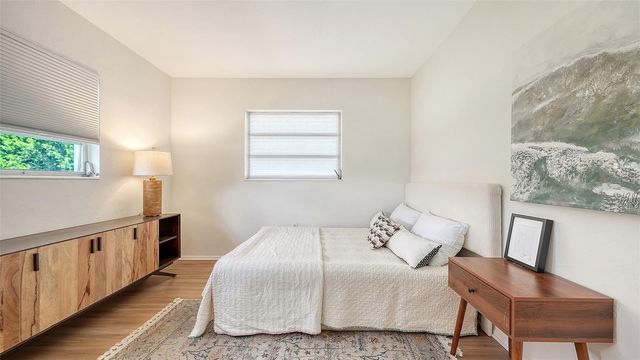 2719 TEMPLE STREET, Sarasota, FL 34239