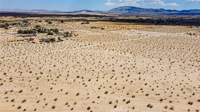 73220 Didsbury Drive, 29 Palms, CA 92277