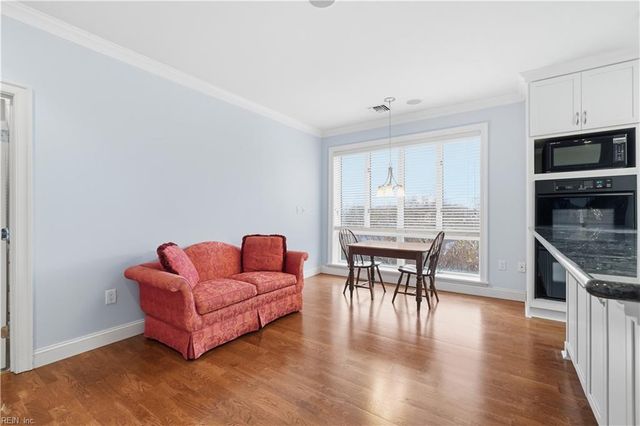 1104 Botetourt Gdns Apt A6, Norfolk, VA 23507