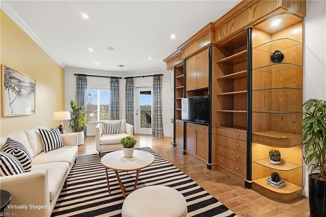 1104 Botetourt Gdns Apt A6, Norfolk, VA 23507