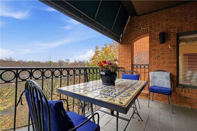 1104 Botetourt Gdns Apt A6, Norfolk, VA 23507