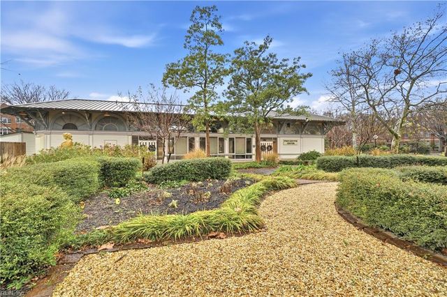 1104 Botetourt Gdns Apt A6, Norfolk, VA 23507