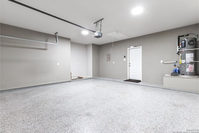 9527 Butterfly Bend, San Antonio, TX 78224