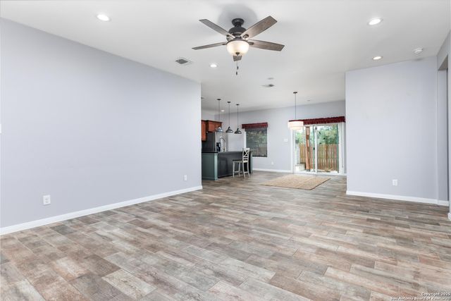 9527 Butterfly Bend, San Antonio, TX 78224