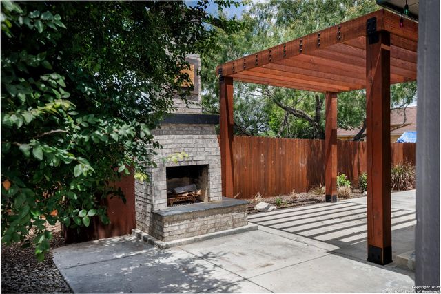 9527 Butterfly Bend, San Antonio, TX 78224