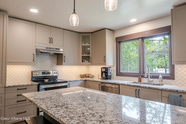 8558 W Liberty DR, Spirit Lake, ID 83869