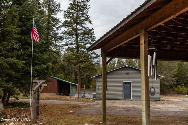 8558 W Liberty DR, Spirit Lake, ID 83869