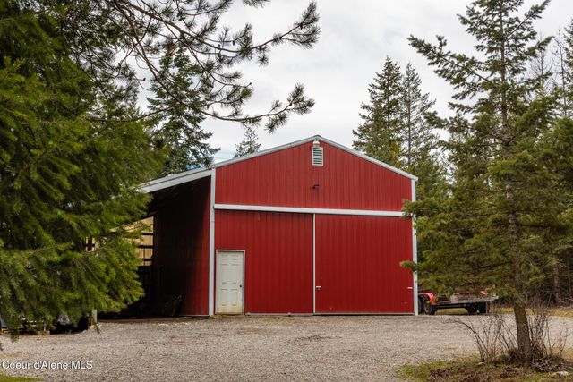 8558 W Liberty DR, Spirit Lake, ID 83869